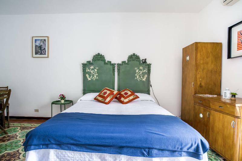 Vico De Amicis 30 Hotel Monopoli Ngoại thất bức ảnh
